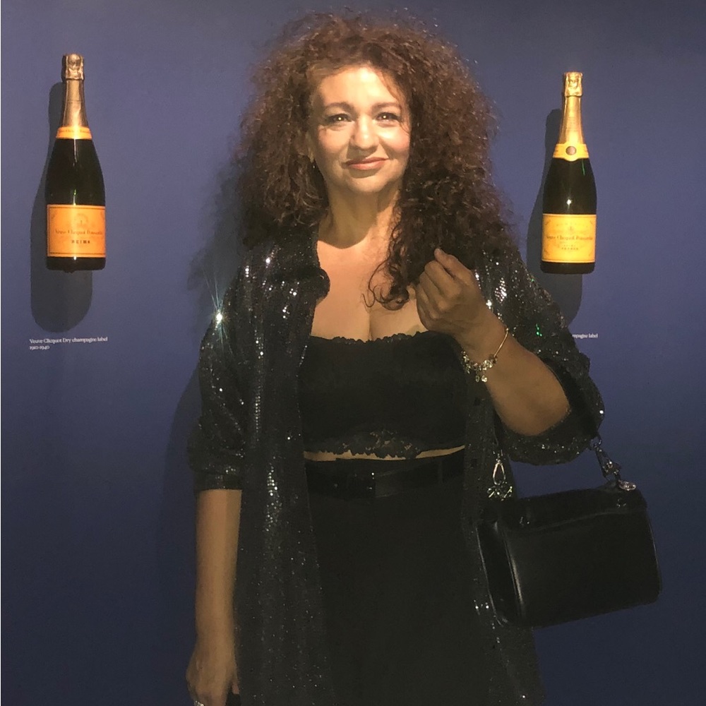 Meet your Posher, Mariela